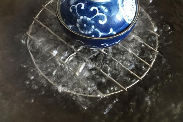 冰糖燕窝的做法图解6