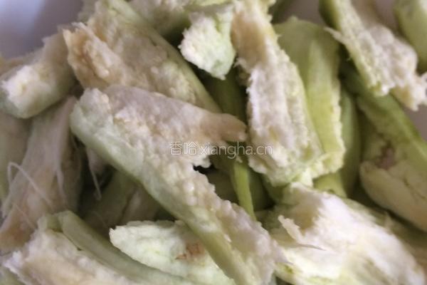 鲅鱼酱茄子的做法图解2