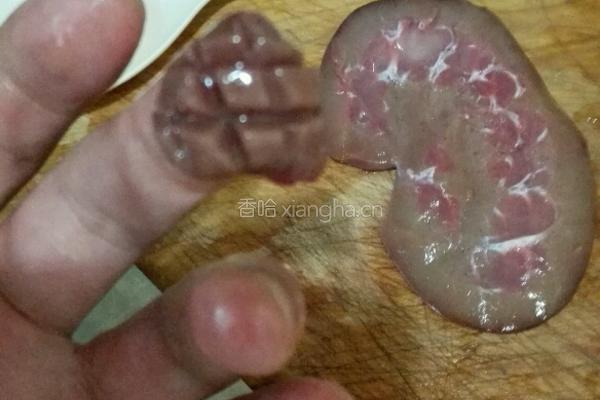 爆炒腰花的做法图解1