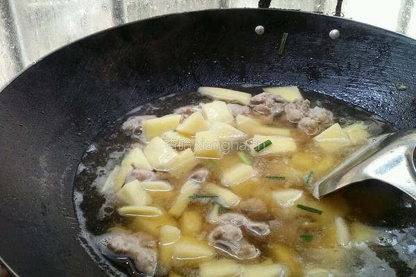 土豆炖排骨的做法图解6