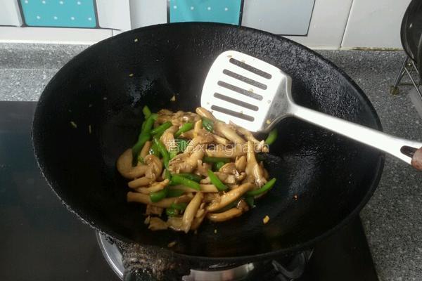 蚝油鸡腿菇的做法图解13