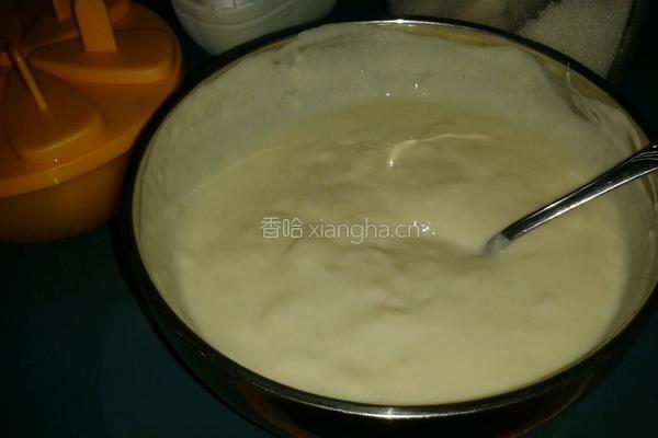 超简版榴莲酸奶小棒的做法图解3