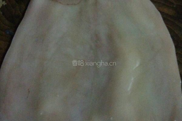 泡椒鱿鱼丝的做法图解2