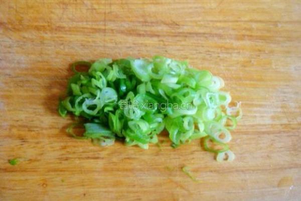 葱花拌面的做法图解4