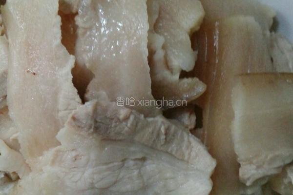 仔姜回锅肉的做法图解1