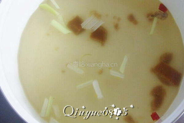 水煮竹笋汤的做法图解5