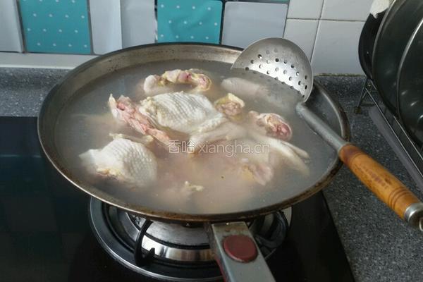 小鸡炖蘑菇的做法图解5