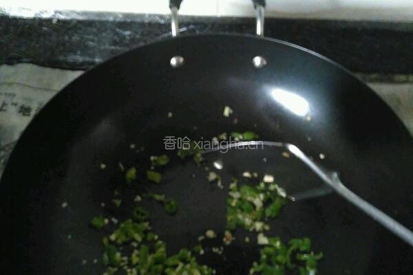 素炒木耳的做法图解1
