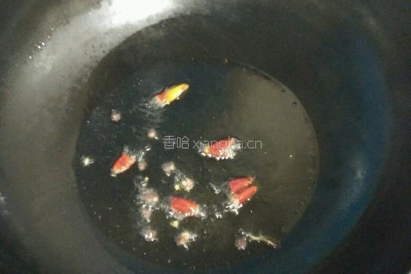泡菜炒鸭胗的做法图解3