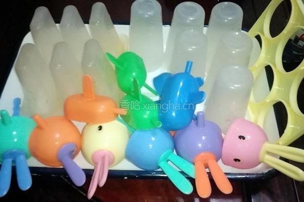 酸奶冰棍的做法图解2