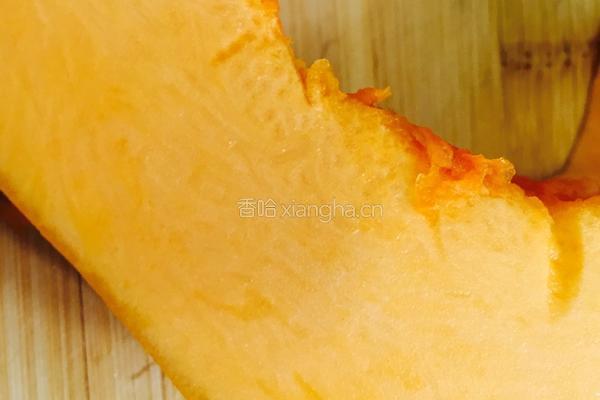 南瓜羹的做法图解1