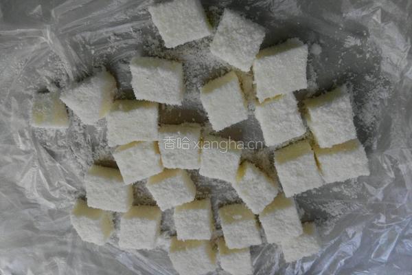 蛋白椰丝球的做法图解8
