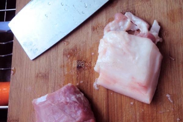 瘦肉烧冬瓜的做法图解1