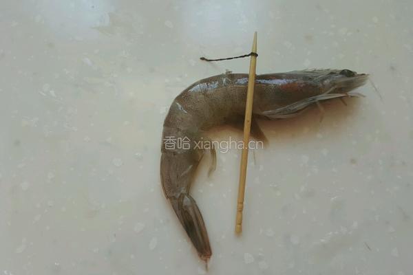 香菇海鲜金瓜盅的做法图解3