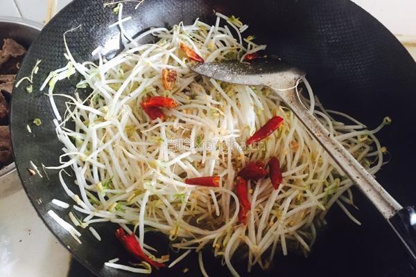 酸辣豆芽菜的做法图解4