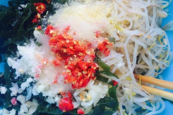 海带丝凉拌绿豆芽的做法图解4