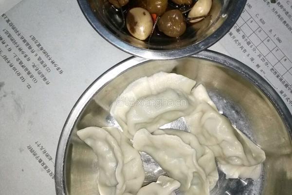 韭菜猪肉馅饺子的做法图解7