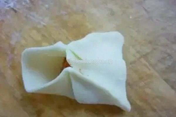蝴蝶饺的做法图解4