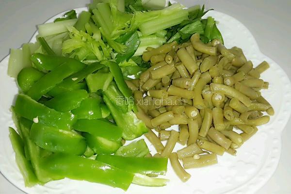 回锅肥肠的做法图解5