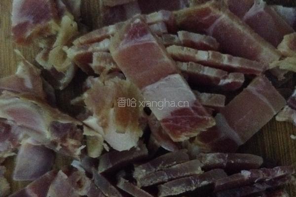 辣椒炒火腿肉的做法图解3