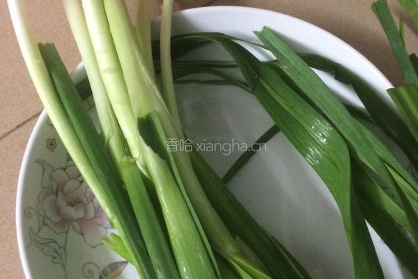 蒜香鸡翅的做法图解2