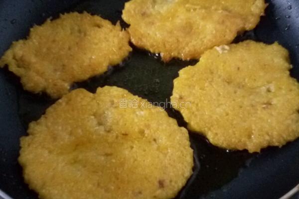 香酥玉米饼的做法图解3