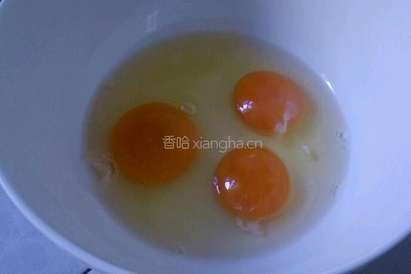 翡翠黄金炒饭的做法图解1