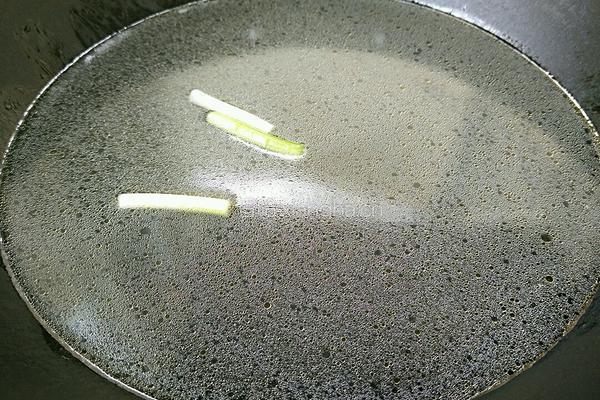紫菜鸡汤的做法图解2