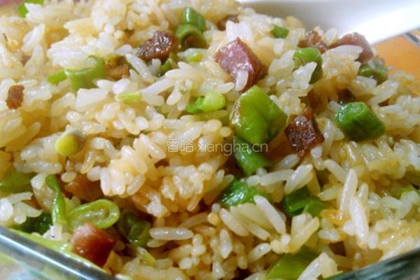 豆角腊肉炒饭的做法图解11