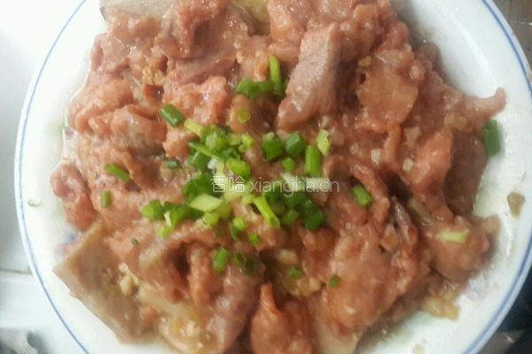 嫩肉蒸芋头的做法图解4