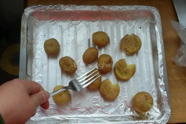 孜然小土豆的做法图解3