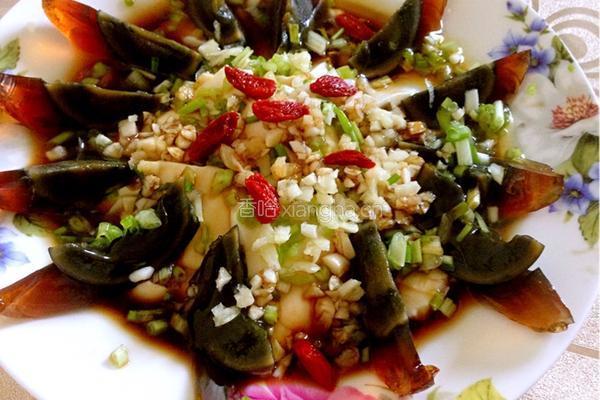 皮蛋拌豆腐的做法图解5