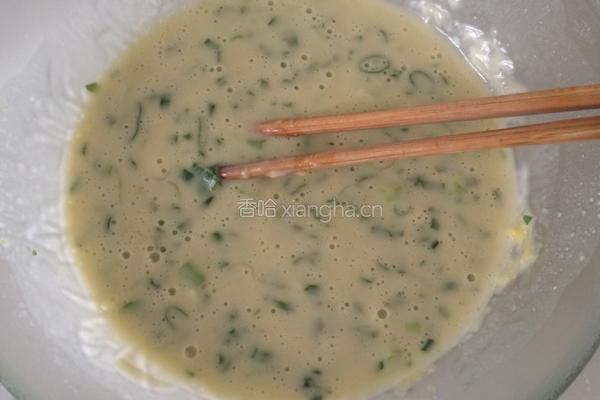 风味鸡蛋饼的做法图解4