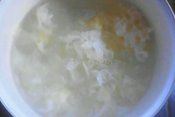 红枣银耳羹的做法图解3