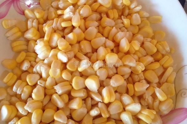 玉米豆浆的做法图解2