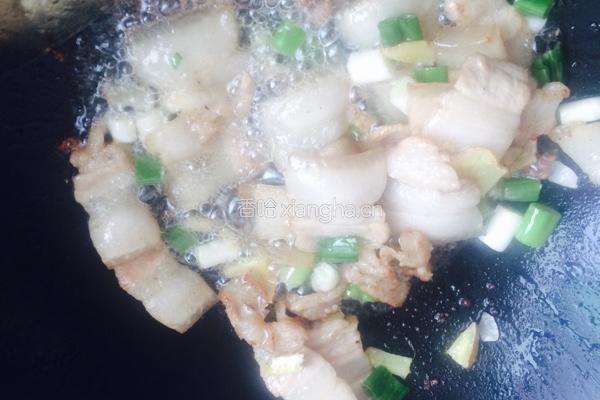杏鲍菇小炒肉的做法图解7