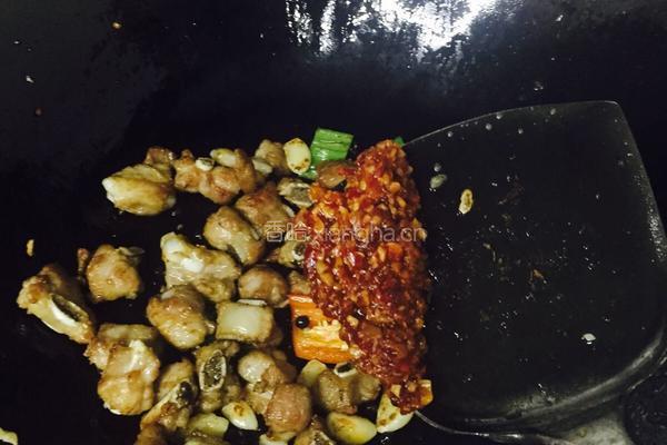 豆豉炒排骨的做法图解6