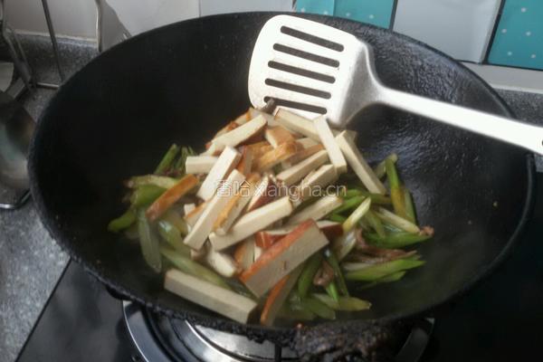 熏干芹菜的做法图解6