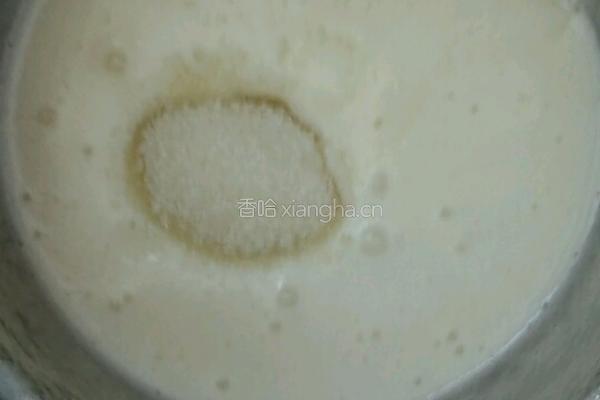 红枣枸杞蒸蛋糕的做法图解2