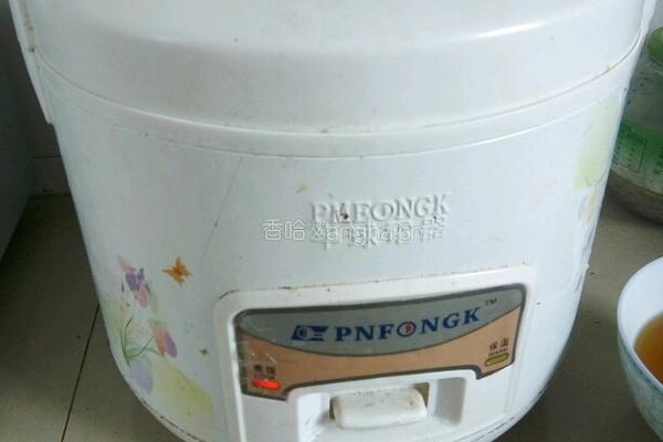 菜丁煲饭的做法图解1