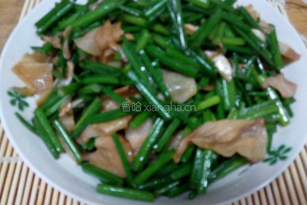 五花肉油豆皮炒韭菜苔的做法图解7