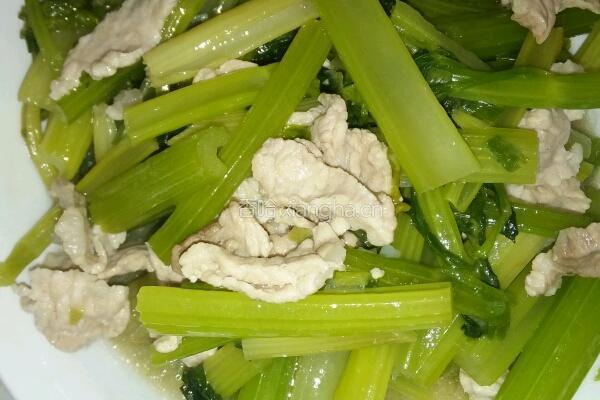 芹菜炒猪肉的做法图解8