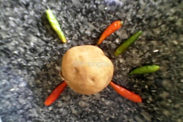 线椒土豆锭的做法图解1