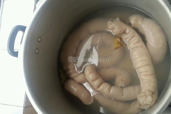 酸菜猪大肠的做法图解3
