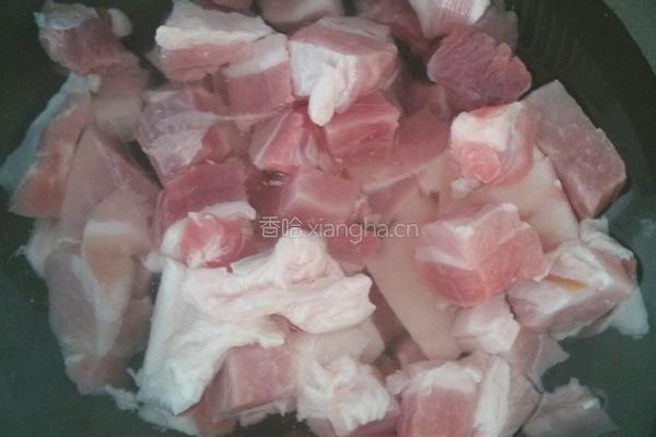 酱油烧肉的做法图解2