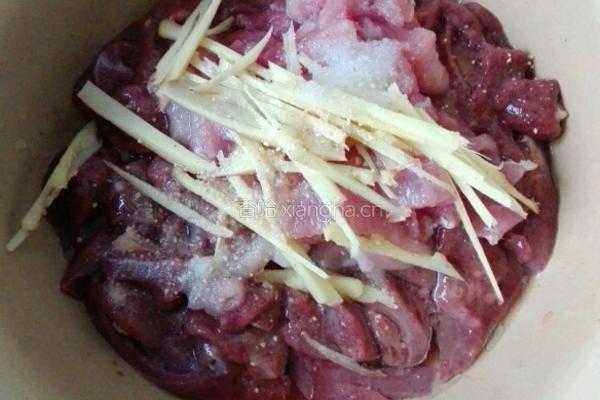 猪肝瘦肉粥的做法图解1