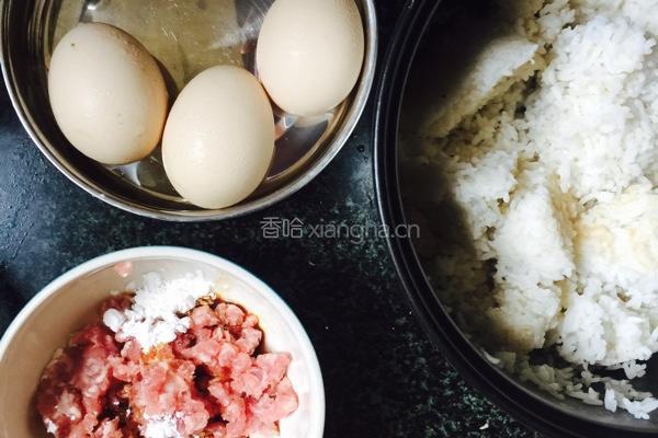 包菜肉末蛋炒饭的做法图解2