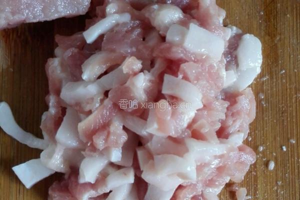 粉丝蒸剁椒香菇盒子的做法图解3