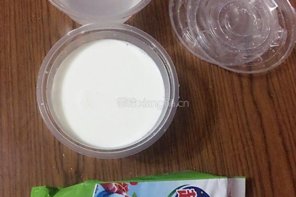自制冰淇淋的做法图解2