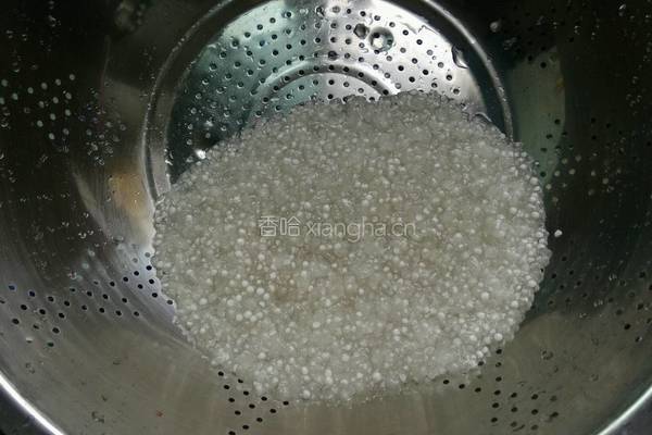 黄桃椰奶西米露的做法图解3